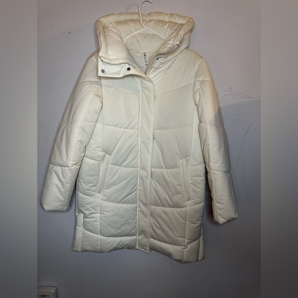 ALO Yoga Oversized Ivory Puffer Jacket women’s sz small